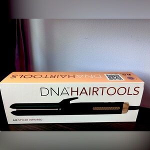 Black and Gold Air Styler